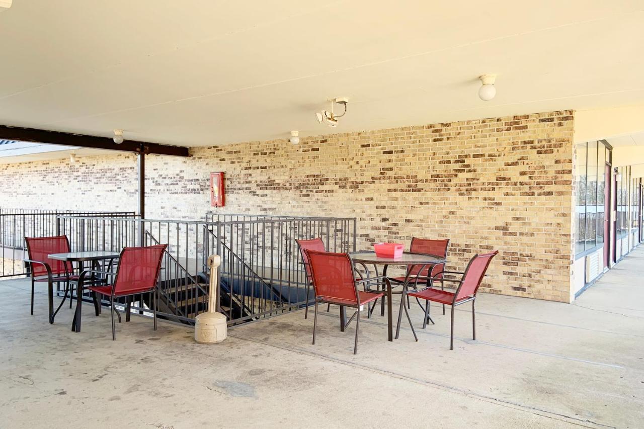 Paris Inn And Suites ภายนอก รูปภาพ