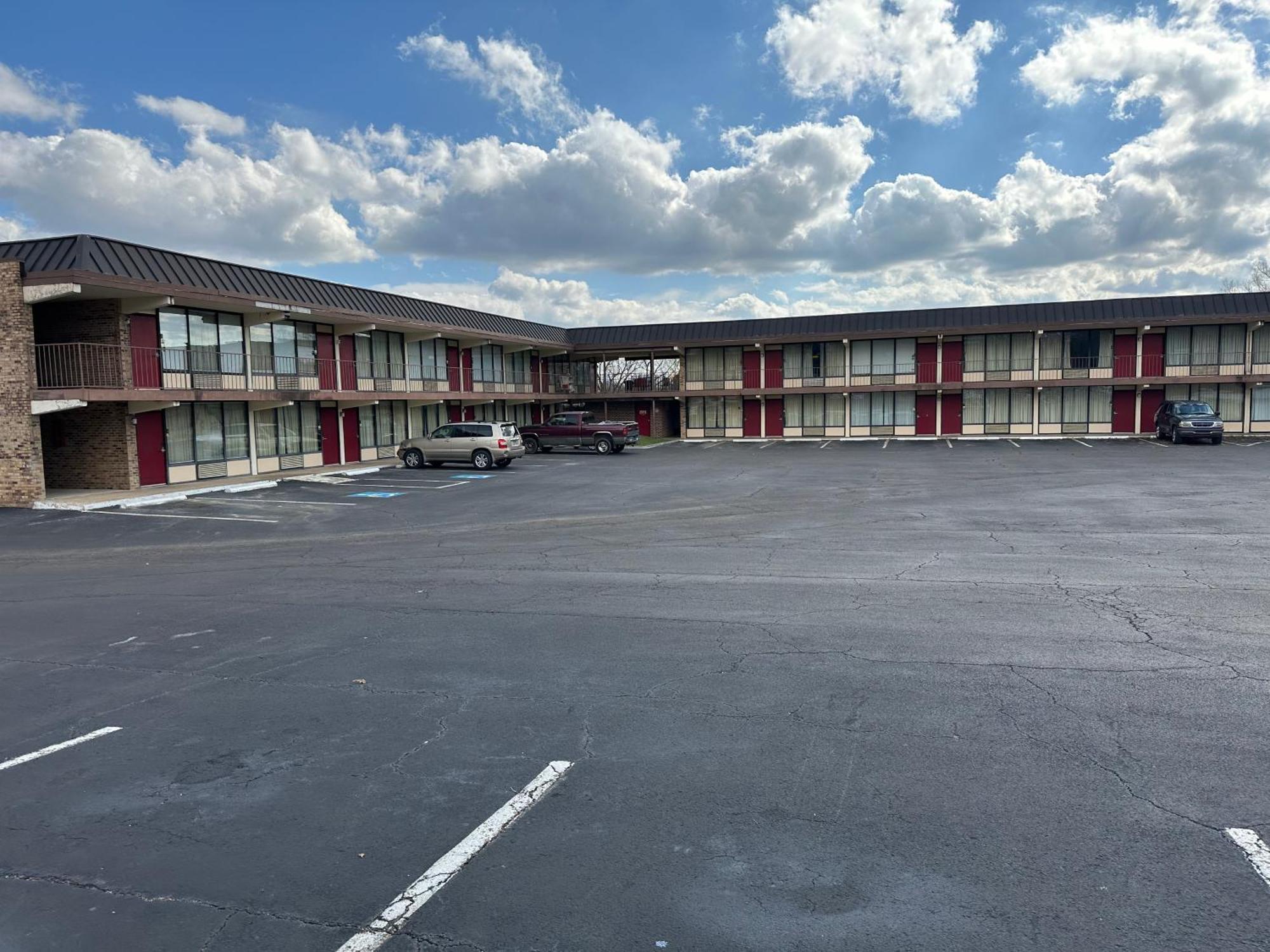 Paris Inn And Suites ภายนอก รูปภาพ